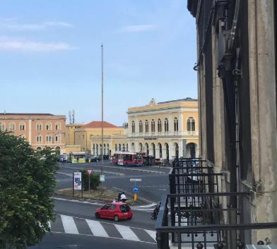 Binario 8 Catania Stazione Centrale מראה חיצוני תמונה